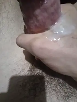 YoungWhiteDick live cam preview
