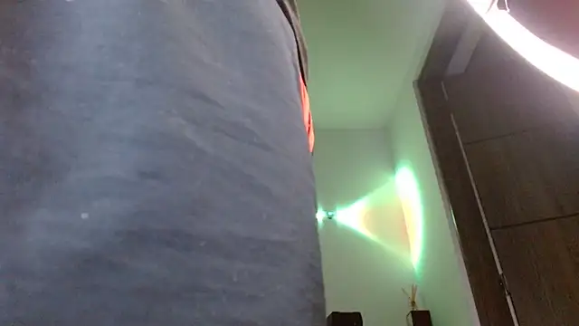 Iker（SexyBoy-Bigclit）