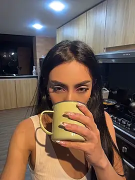Lucyjoi webcam