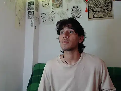 ElliotAzert webcam