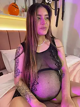iam_camila live cam on StripChat