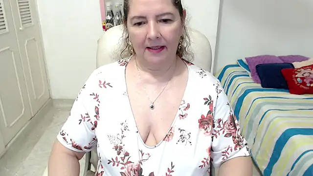 leonela_69