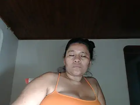 adrixxx38 webcam