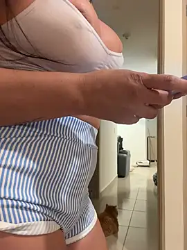 _kathaLopez_ live cam preview