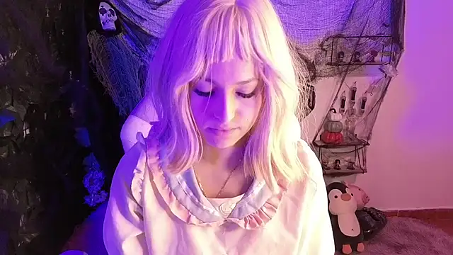 eymmy_24 (F young) - Flash pussy
