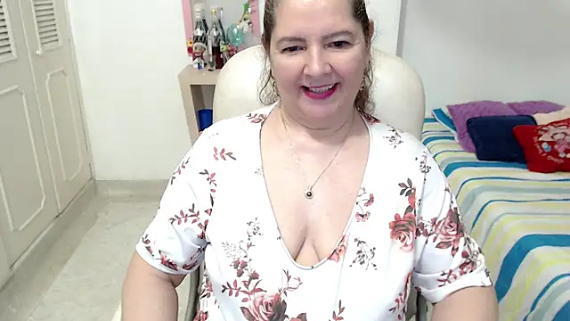 leonela_69