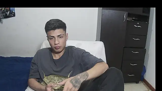 Fenix_hardcock