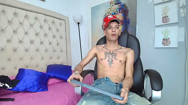 connor_launther_ on Stripchat