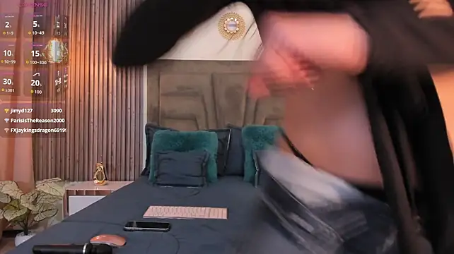 AntonellaParis1_