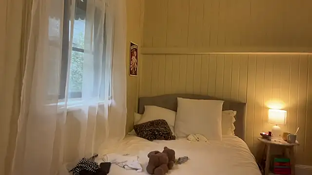 sofia_rhodes