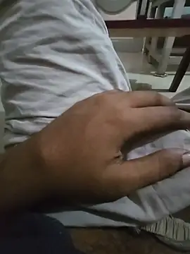 Wyldman_69 live cam preview