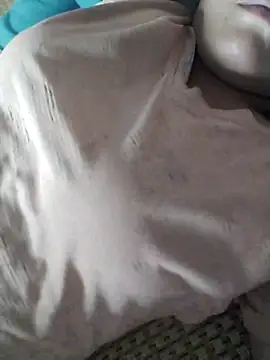 Ảnh stream của zxccxz1110 trên stripchat