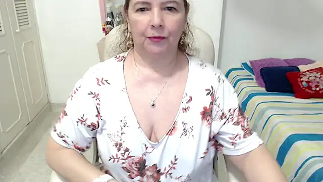 leonela_69