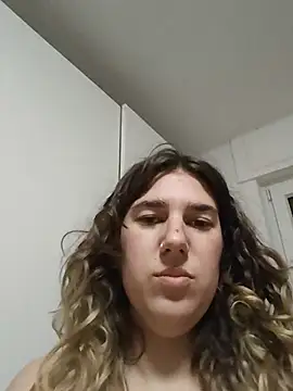 GloriaVeil live sex cam