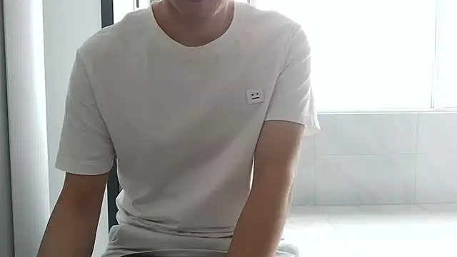 nole_china7 (Ask my age) - Talk ​and ​Fun 来聊天，来玩耍