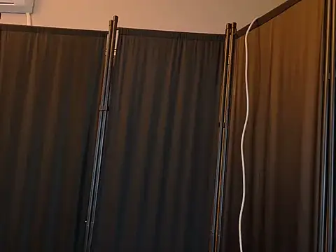 gisellemia70 live cam on StripChat
