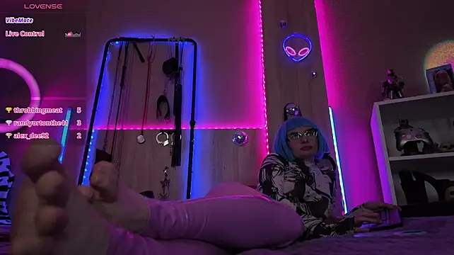 CyberXGoddess live cam on StripChat
