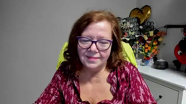 Adelewildx live cam on StripChat