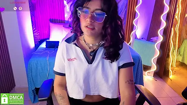 kristen_tay