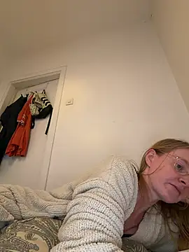 jannis1992 live cam on StripChat