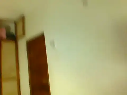 Sexy_curvie live cam on StripChat