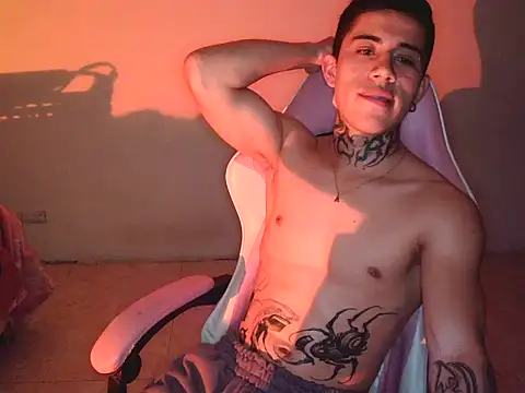 David_LongVibe live cam on StripChat