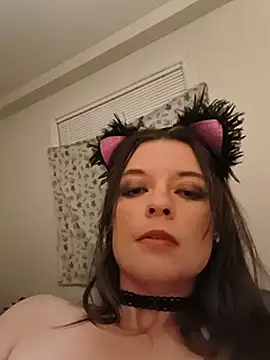 DaddysNaughtyGirl- live cam preview