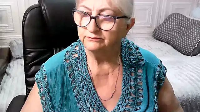 LolkaAlyss live cam preview
