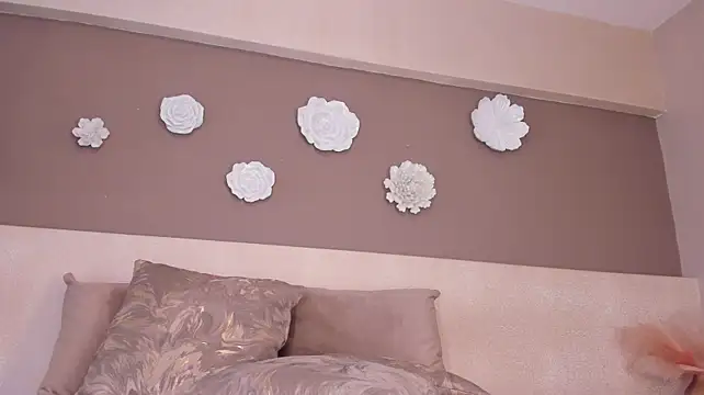 maviecooper live cam preview