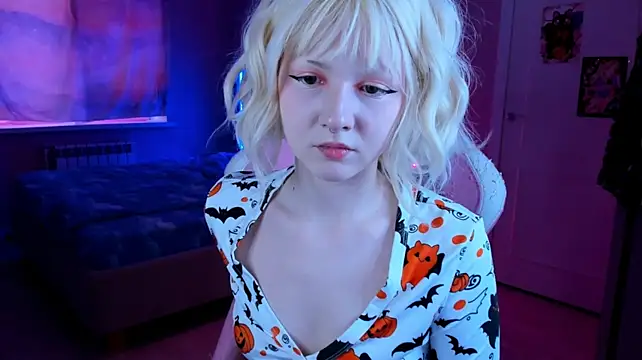 B_Eva live cam preview