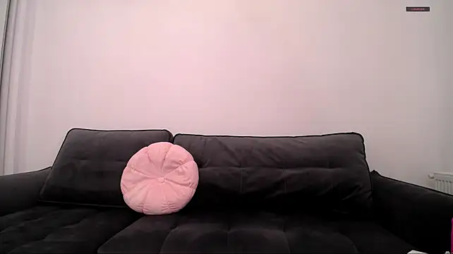 Laura_Bess live cam preview