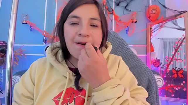 TaraTaylorr