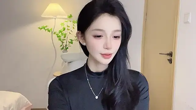 Annie-3 live cam preview