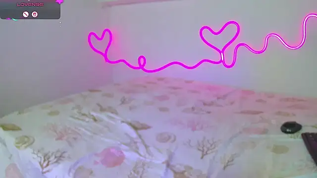 rosseeTobe live cam preview