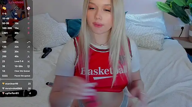Lesya_Blair
