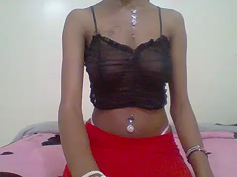 Slutty_lany live cam on StripChat
