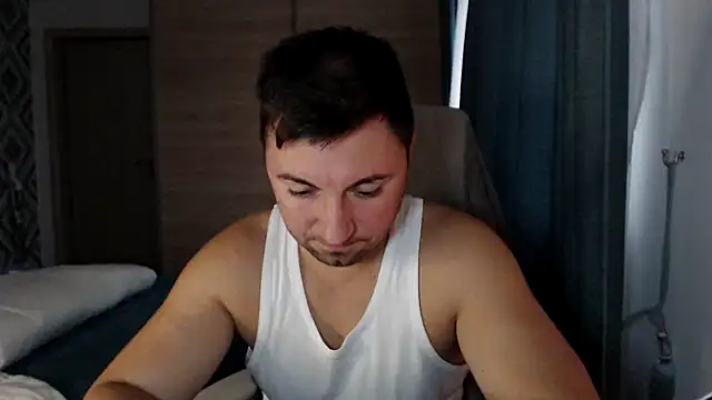 HankMalone live cam preview