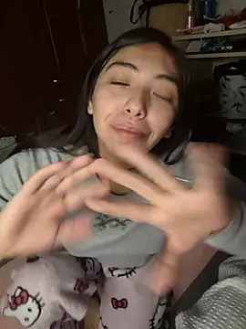 april_ofi live sex cam