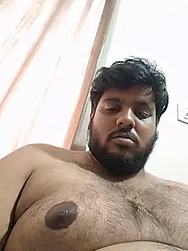 hornyydoggg (M young) - Show oil my boobs