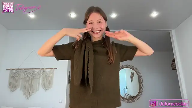 delorathecookiee live sex cam