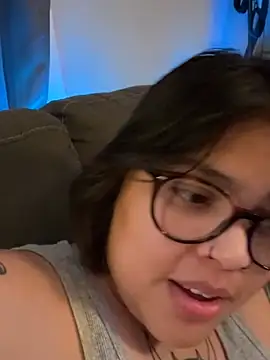 miacanela_xo