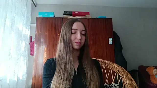 WynonaFarhat live cam on StripChat
