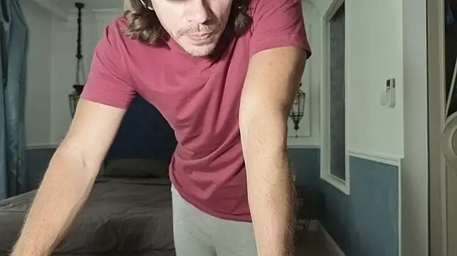 Marrymeplz on Stripchat