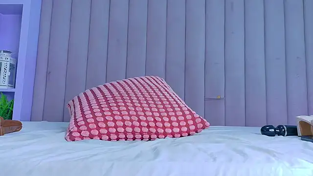 Meganlove__