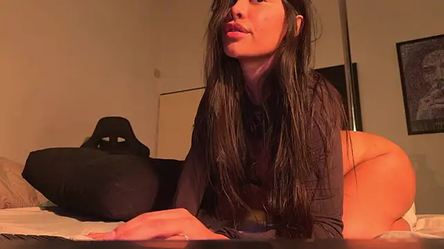 Capriciousmiyah live cam preview