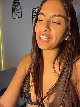 chicachocolate01 (F young) - blow job+show tits 🔥