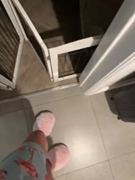 Meet_My_Feet-xox