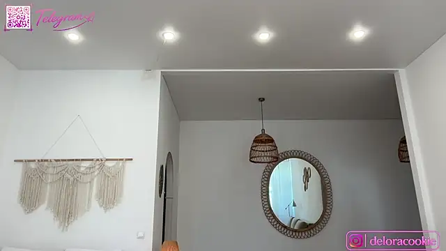 delorathecookiee live sex cam