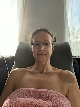 annikarose (F milf) - Naked Orgasmus