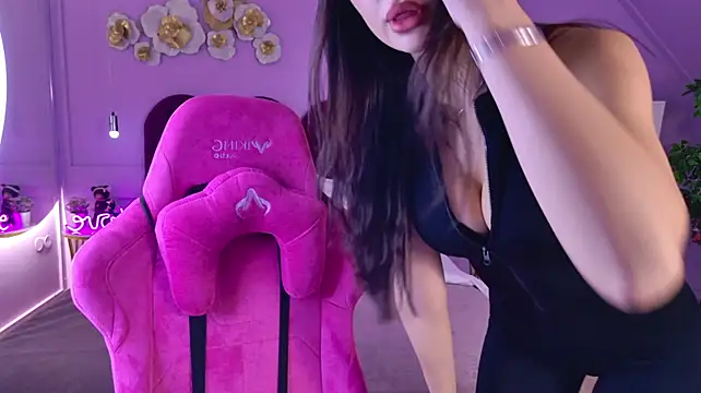 TianaFoxy live cam preview